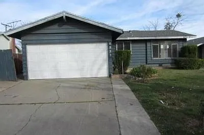 6513 Burdett Way photo 1