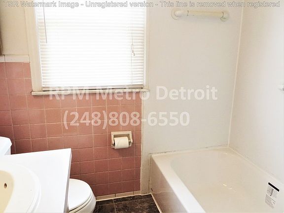 5th image of 18921 Woodcrest St