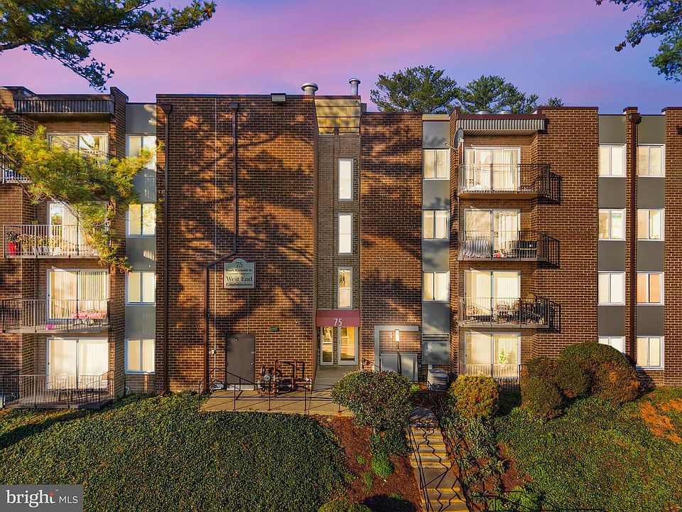 1st image of 75 S Reynolds St APT 413