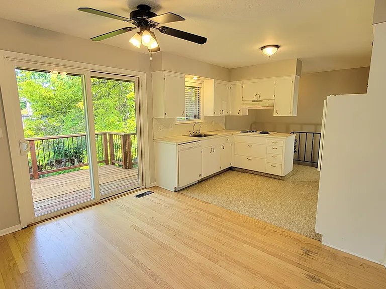 8312 SE 21st Ave #A — Photo 4