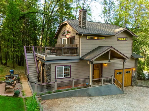 13758 Narrow Gauge Dr, Grass Valley, CA 95945