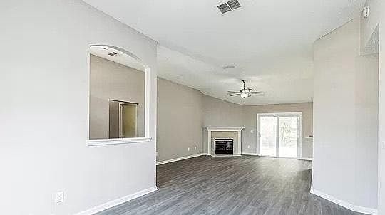 5th image of 623 Salt Pond Dr N #1