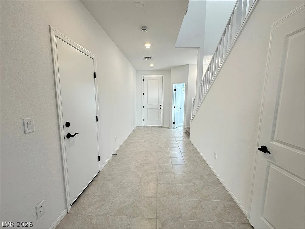 Building Photo - 7458 Lodano Ave