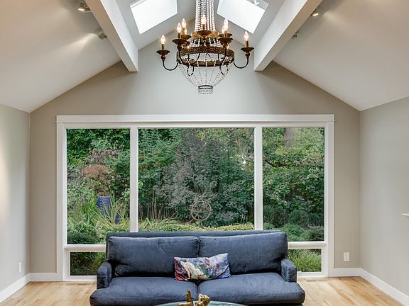 5th image of 6227 Parkside Ln