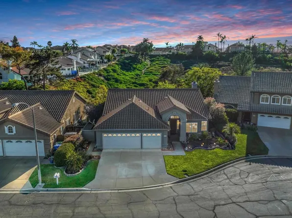 4976 Skyhawk Way, Oceanside, CA 92056
