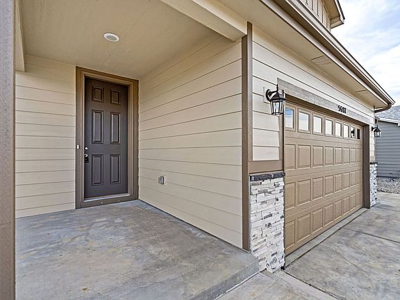 5th image of 5607 Shady Oaks Dr