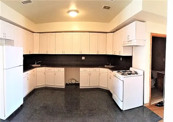 Rented by Bedford And Dean LLC | media 13