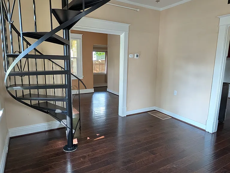 4117 S Grand Blvd — Photo 14