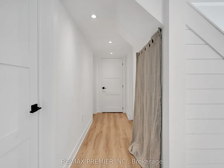 891 Tiny Beaches Rd S — Photo 27