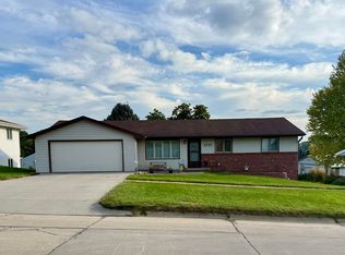 1717 Avenue H, Wisner, NE 68791
