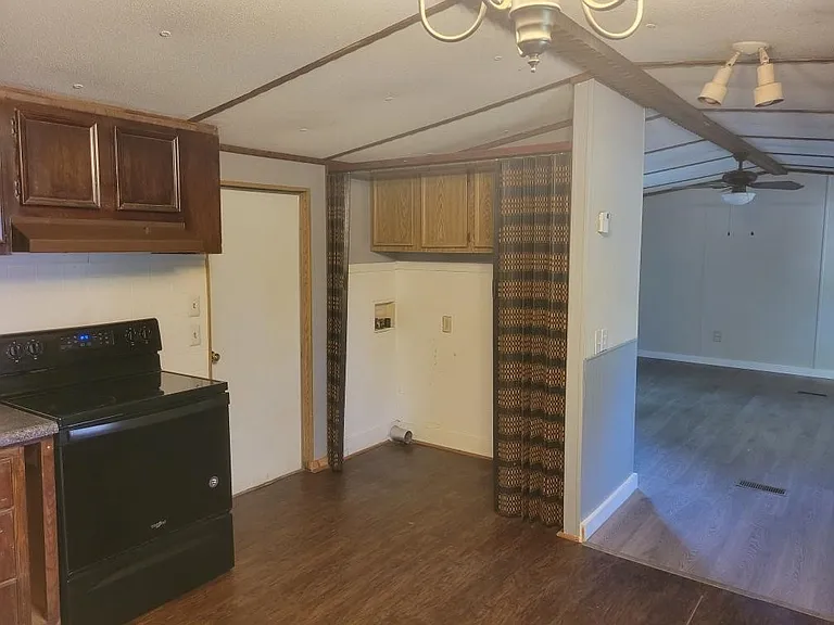 119 Tecora Ct — Photo 6