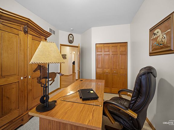 5th image of 1475 Catalina Ln