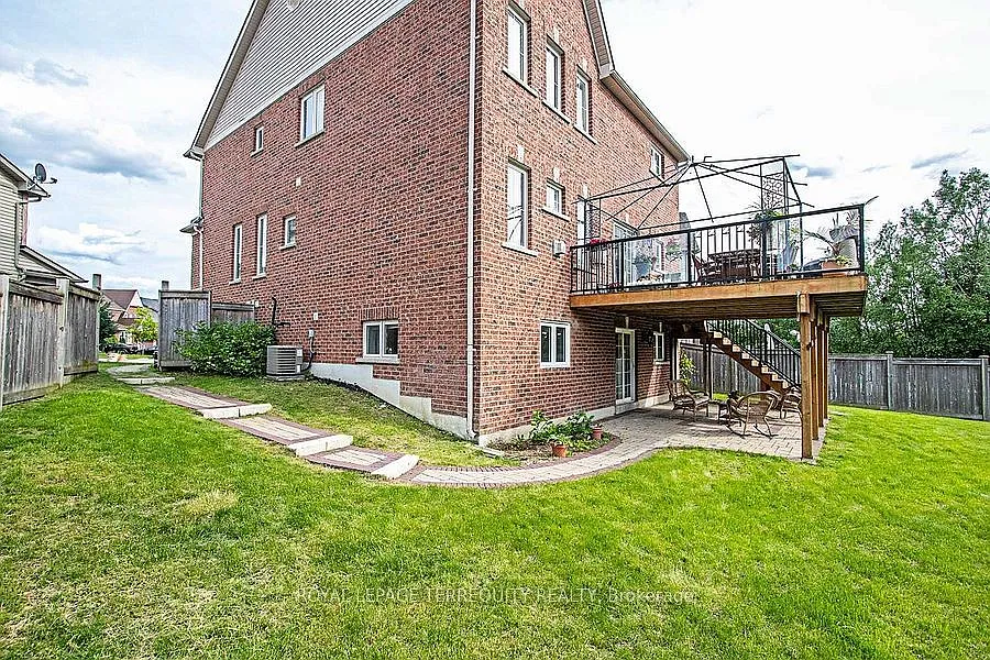 2 bed, $2,200 — Photo 3