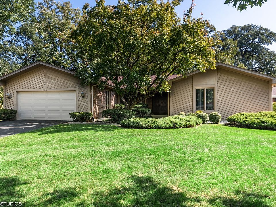 1st image of 1616 Mirror Lake Dr