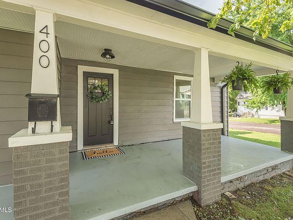 3rd image of 400 E Morelia Ave