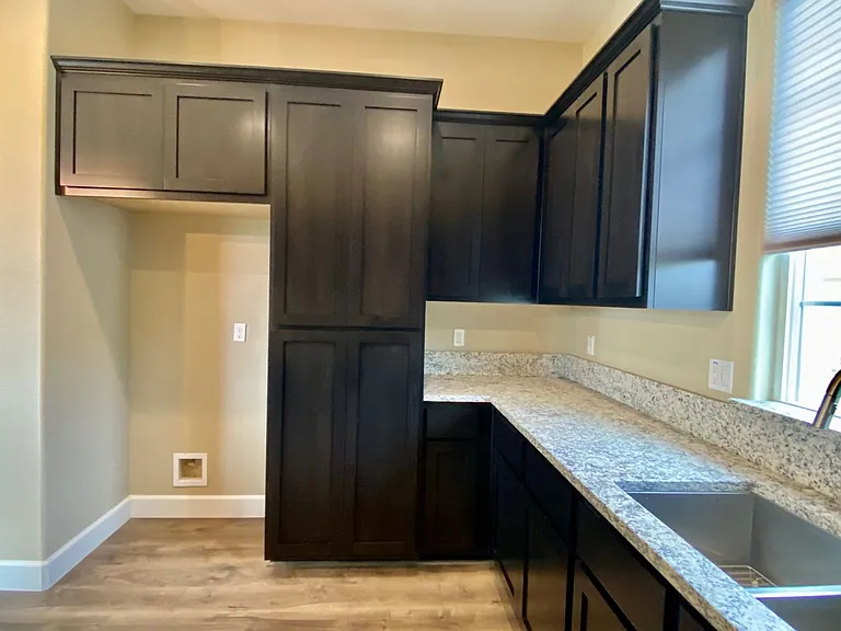 4138 Hydo Lake Way — Photo 24