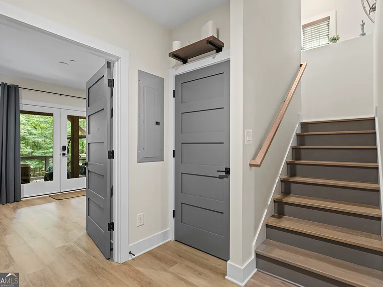 110 Arcadia Ave — Photo 42