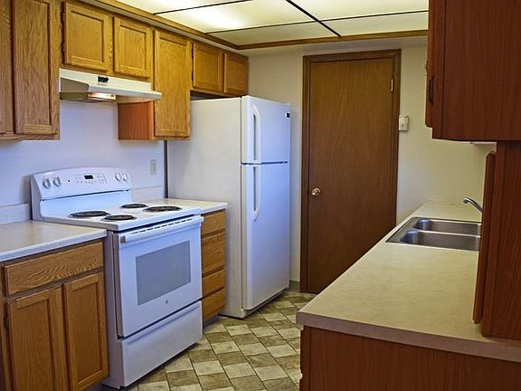 5th image of 3295 Granger Ave E APT 1