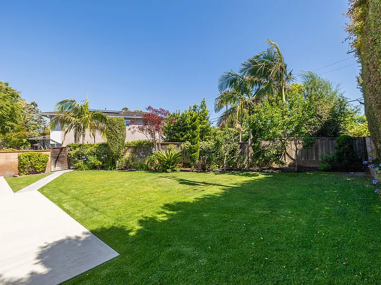 23125 Adolph Ave — Photo 5