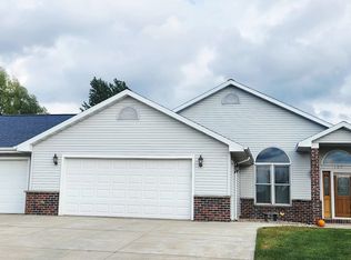 109 J P Ct, Eden, WI 53019