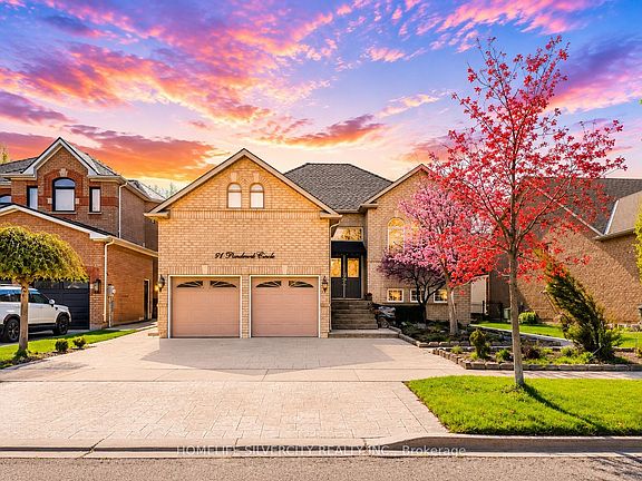 2nd image of 61 Pinebrook Cir