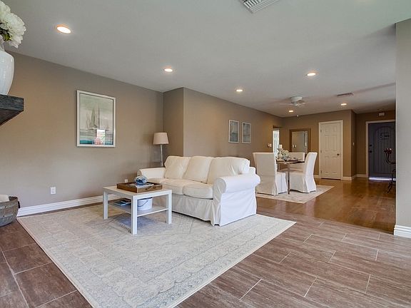 4th image of 6631 Cartwright St