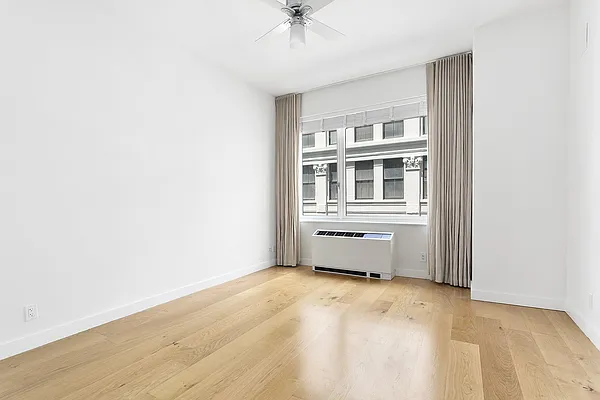 Rented by Compass | media 27