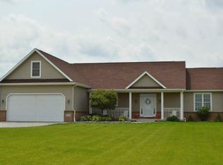 17351 Barr Rd, Bowling Green, OH 43402