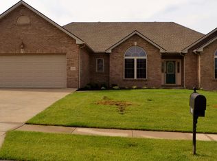 1013 Seascape Ln, Lawrenceburg, KY 40342