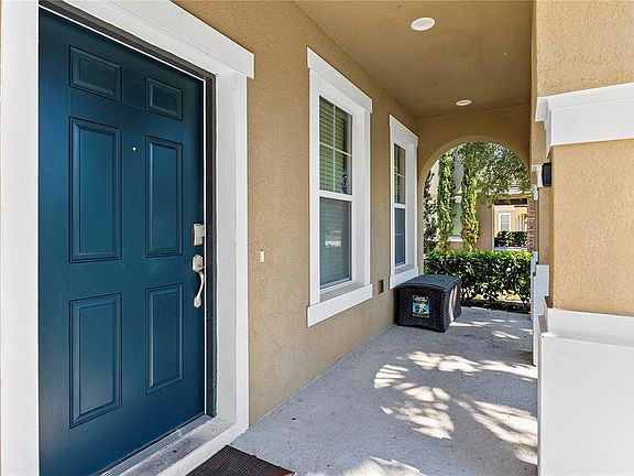 3rd image of 4200 OAKTREE DRIVE