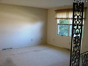 4th image of 7105 Hidden Valley Dr