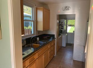 1009 Wilson Pl, Santa Monica, CA 90405