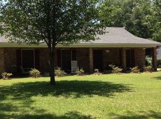 124 Roseland Dr, Vicksburg, MS 39180