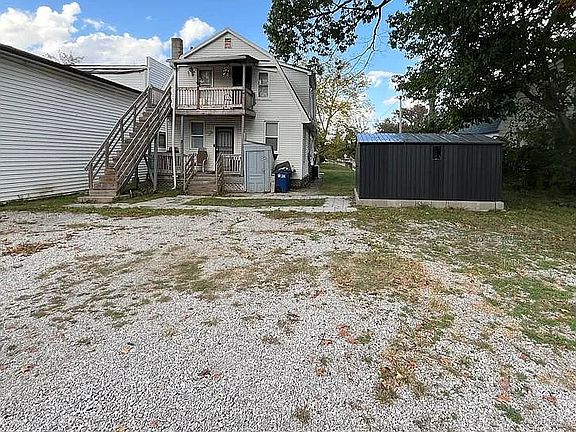 2nd image of 1819 Oakwood Ave #2