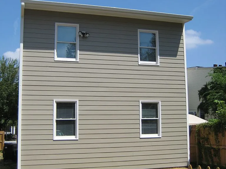 715 W Clay St — Photo 14