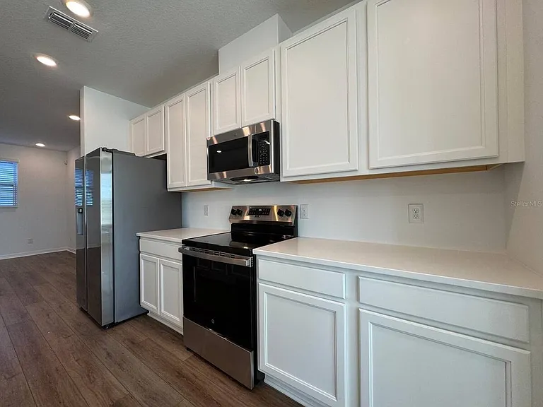 6467 Trailblaze Bnd — Photo 5