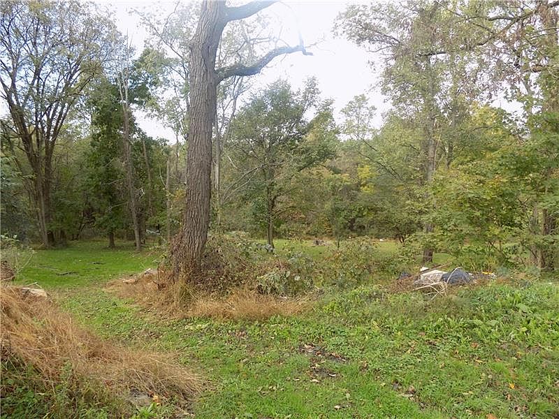 1st image of 12 Ten Mile Ln