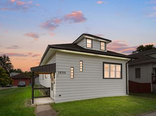 15711 Lowe Ave, Harvey, IL 60426