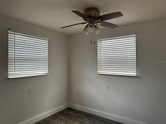 5th image of 452 88th Ave N