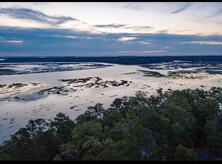 10 Dolphin Point Ln, Hilton Head Island, SC 29926