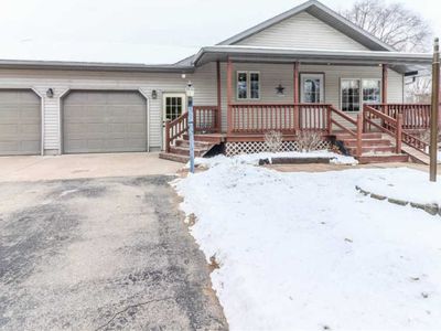 408 E Wisconsin St, Weyauwega, WI, 54983