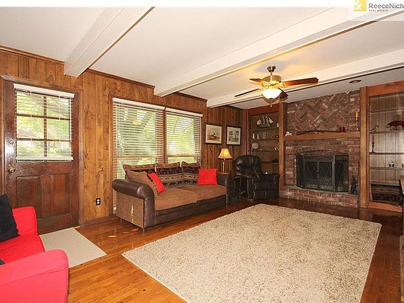 4th image of 9603 W 105th St