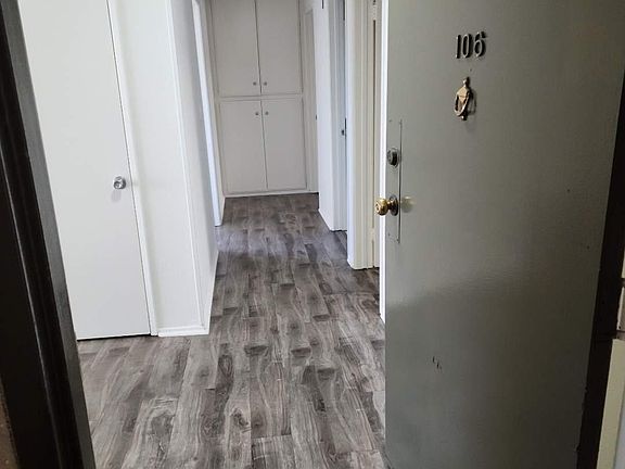 3rd image of 4276 S Centinela Ave #3027