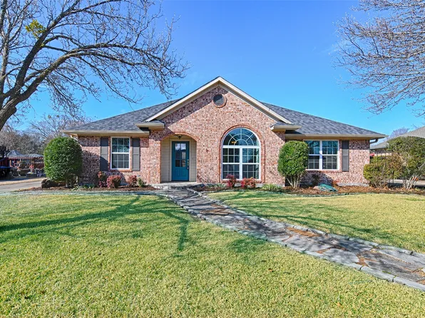 10508 Oak Creek Dr, Greenville, TX 75402