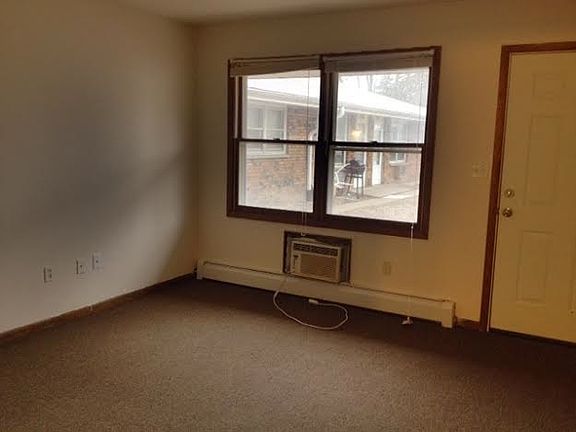 4th image of 1736 Joanna Ave