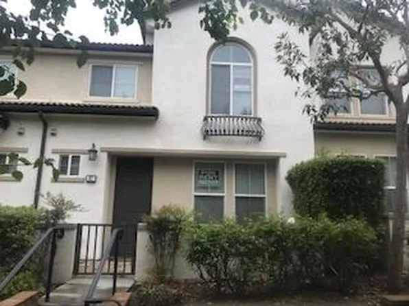 15723 Parkhouse Dr Unit 67, Fontana, CA 92336