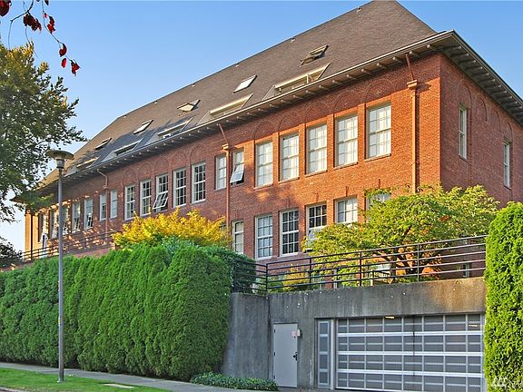 4th image of 1401 5th Ave W APT 102