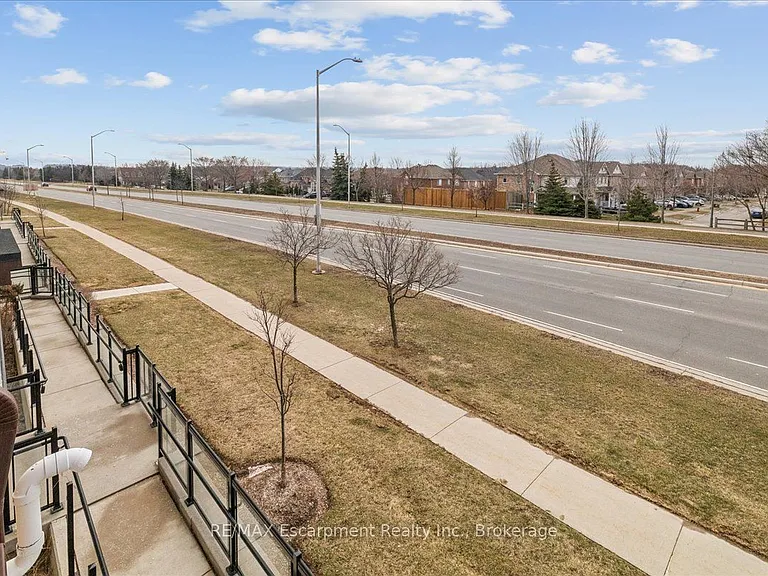 2393 Bronte Rd #205 — Photo 9