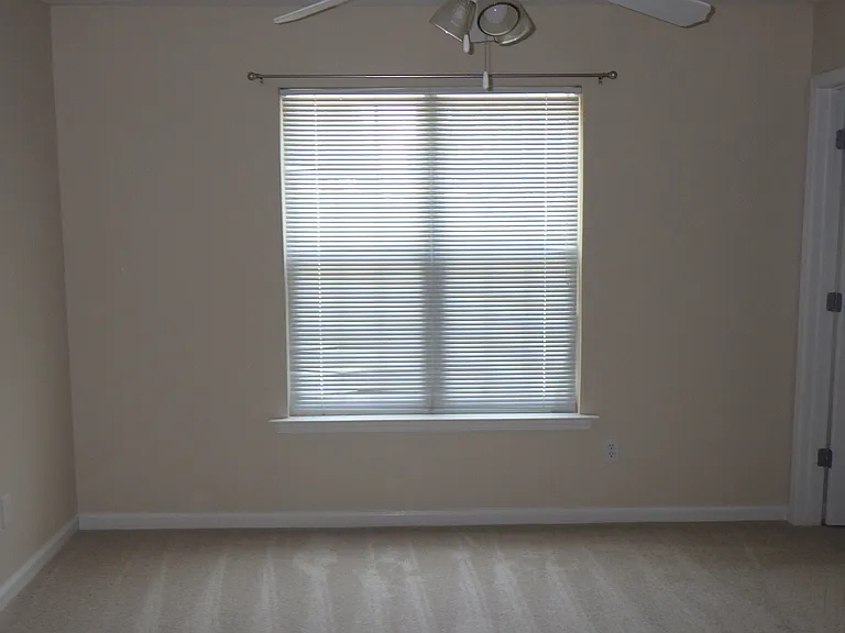 381 Woodson Dr — Photo 22