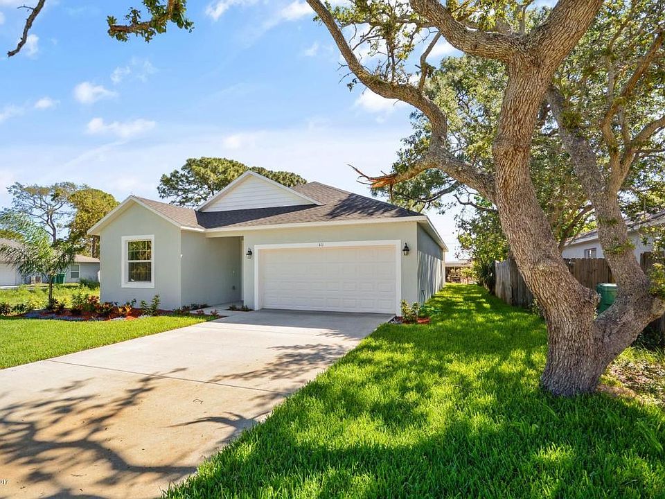 1st image of 411 Bluff Dr